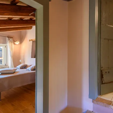 Dimora Dei Sogni 7&1, Emma *