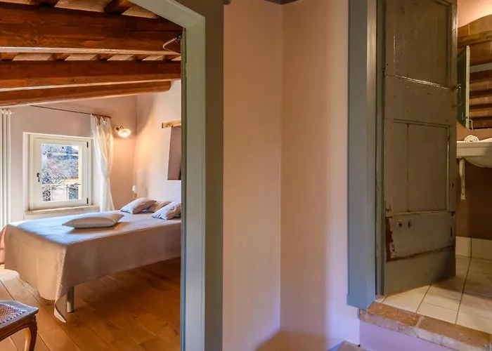 Dimora Dei Sogni 7&1, Emma *